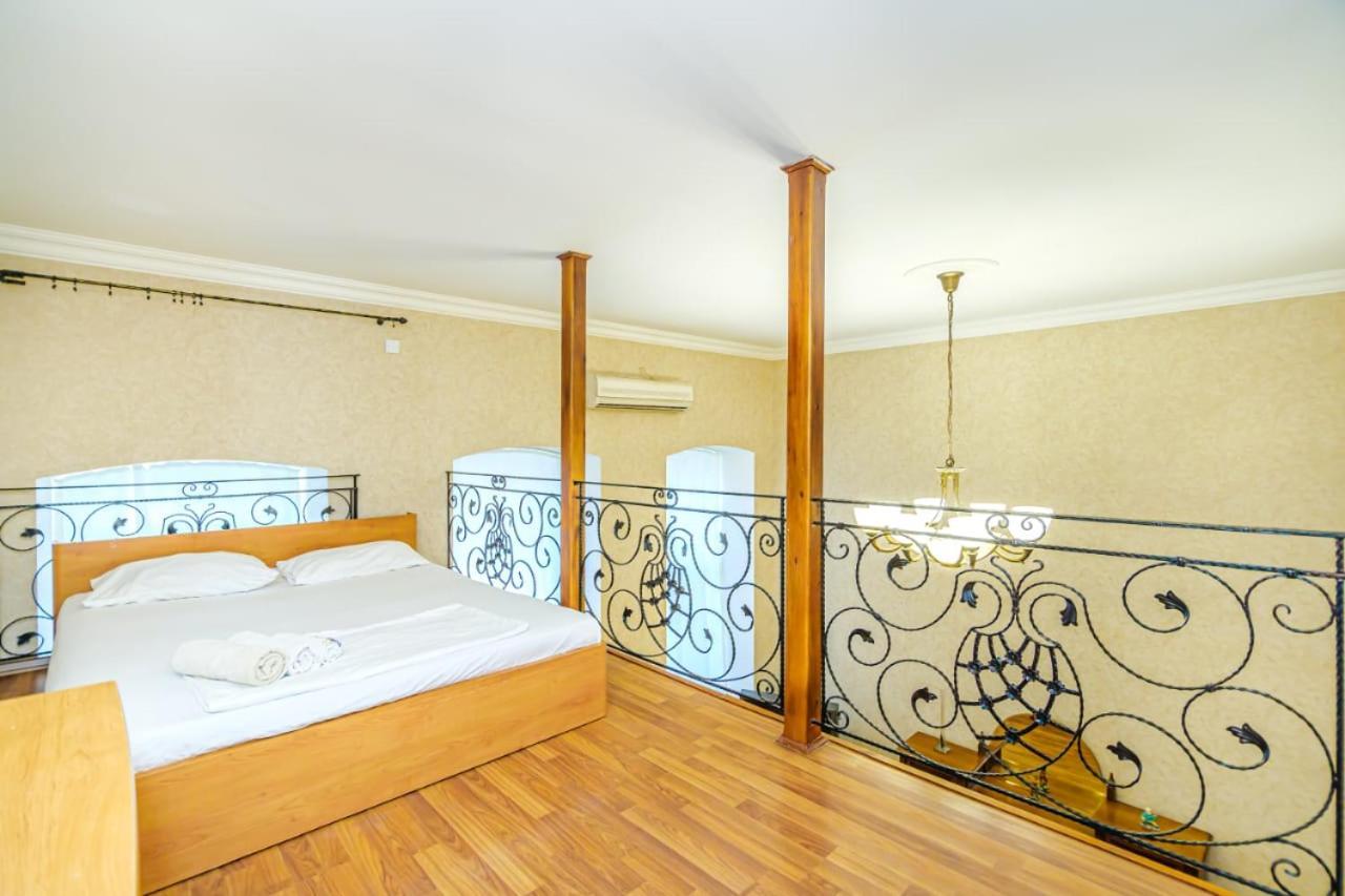 Nizami Street 2 Room Luxe House Баку Экстерьер фото